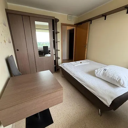 Dom Akademicki Przy Ulicy Nieszawskiej