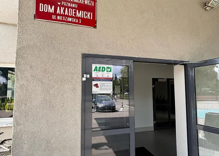 Aparthotel Dom Akademicki Przy Ulicy Nieszawskiej